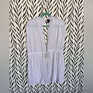 White Beach cover up, women’s size XL